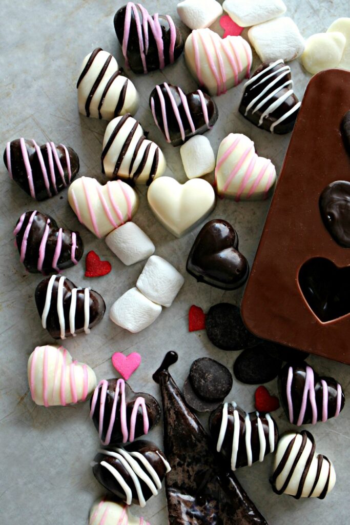 chocolate hearts with marshmallows