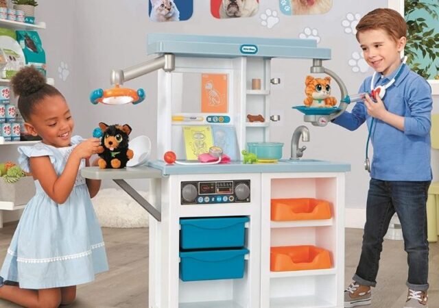 Little Tikes My First Vet Center