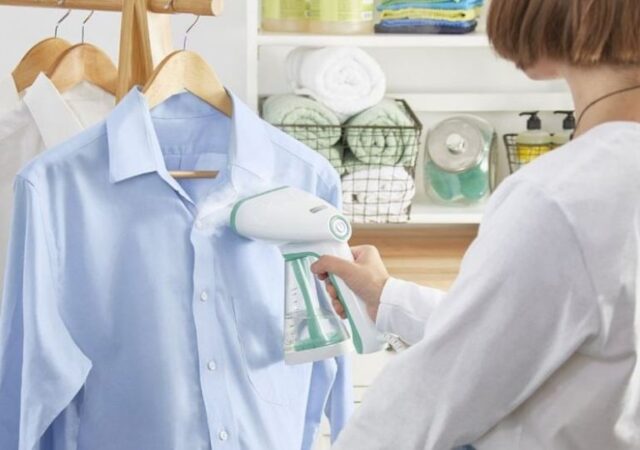 Dash Handheld Steamer