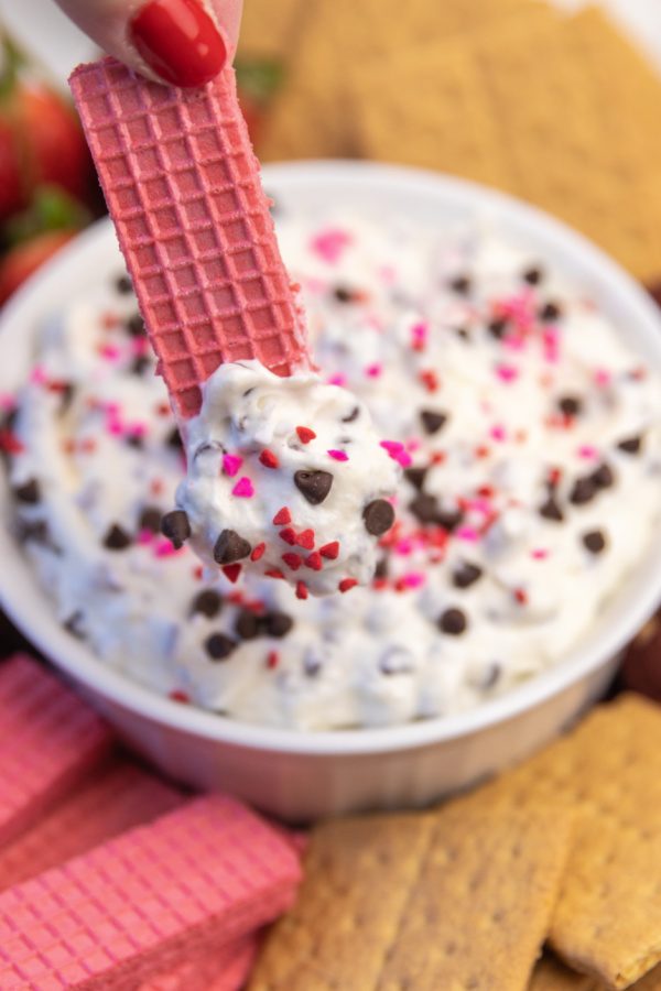 valentine dessert dip