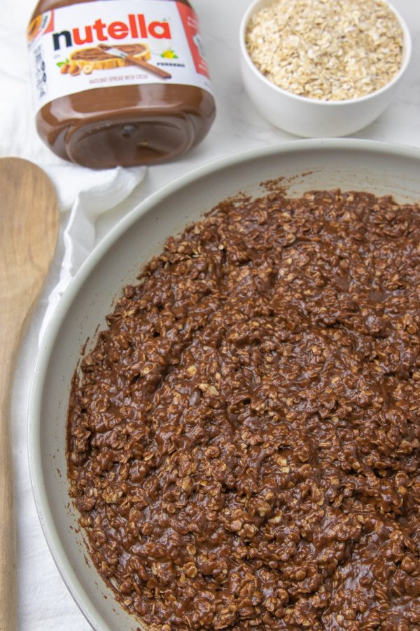 Nutella No Bake Cookies are a spin on a classic oatmeal no bake cookie. Added hazelnut spread gives these cookies an irresistible flavor. #passion4savings #nutella #hazelnut #cookies #nobakes #oatmeal #dessert #easy # no bake cookies recipe