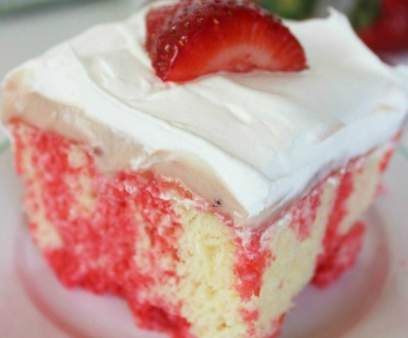 strawberry cheesecake cake 