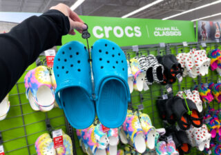 Crocs (12)