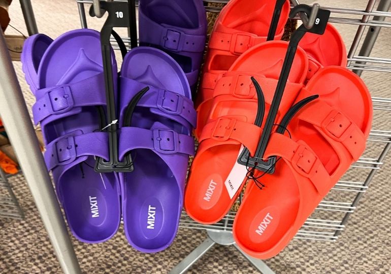 avia hiking sandals