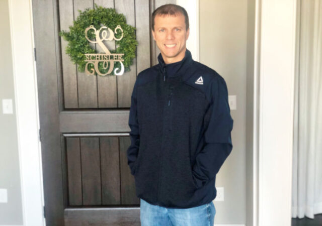 Reebok Clothing on Sale (4)