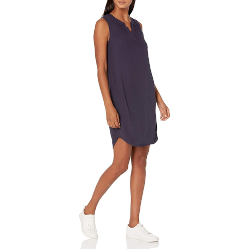 amazon-essentials-clothing-on-sale-2