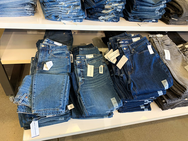 old navy og straight jeans