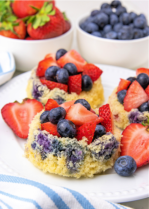 These Blueberry Strawberry Shortcakes are so flavorful, refreshing, light and perfect for all of your patriotic summer parties! blueberry strawberry shortcake process shot