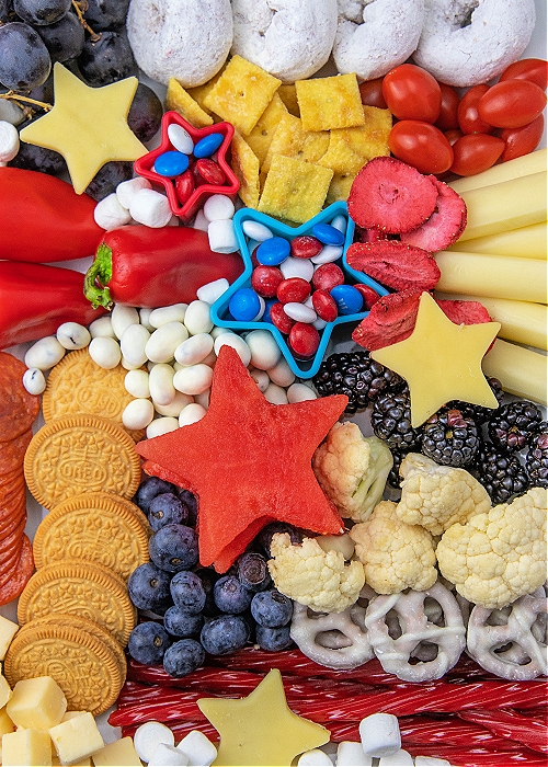 finished kid-friendly 4th of july charcuterie board