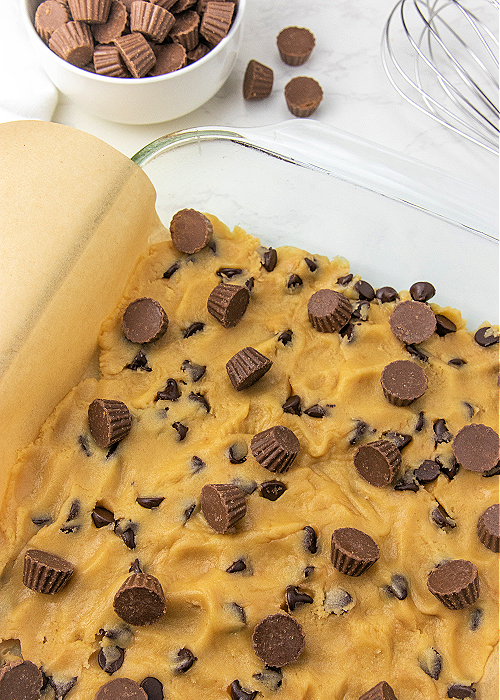 peanut butter cup cookie bars diy