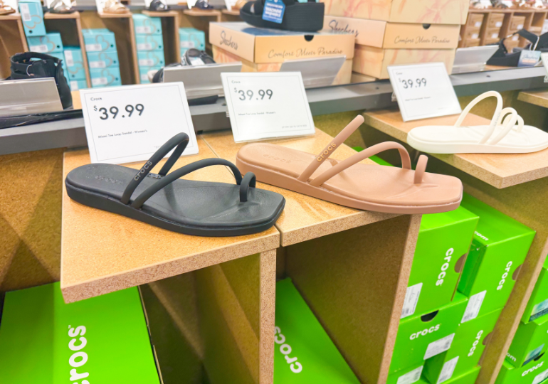 crocs-sandals