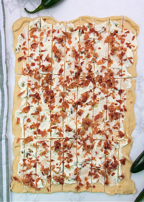 step by step photos of how to make jalapeno popper rolls