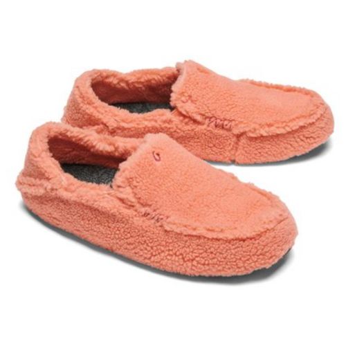 OluKai Slippers on Sale