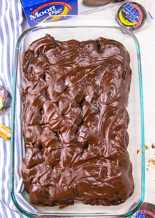 Moon Pie Brownie Bars are the PERFECT dessert for your Eclipse Party! An easy-to-make double layer dessert for a crowd! moon pie brownie bar batter in baking pan