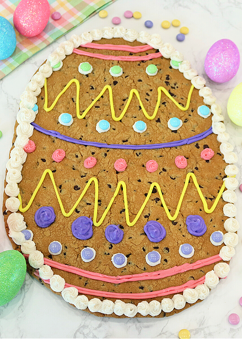 Over 20+ Easter Dessert Recipes that are CUTE and EASY to make for all your holiday occasions! Perfect for egg hunts, Easter dinner, and more. easter egg cookie cake