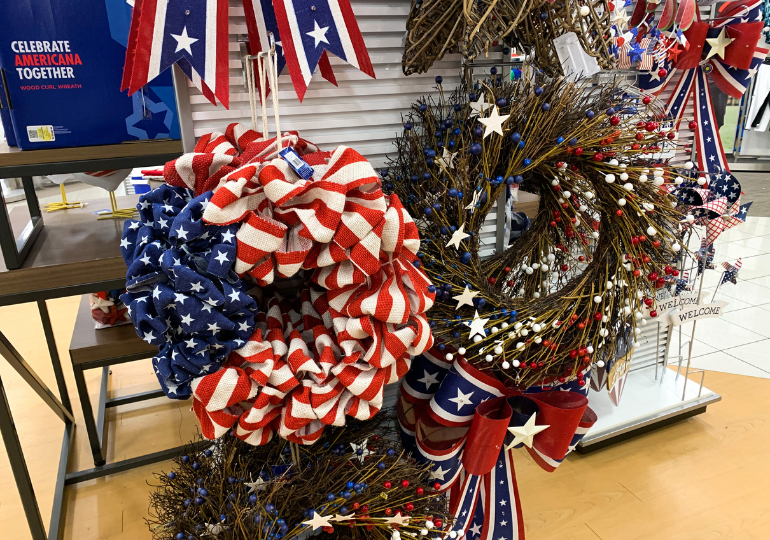 kohls-patriotic-decor