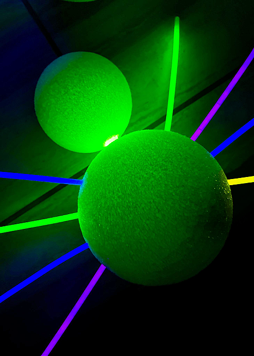 diy glow in the dark spider decor