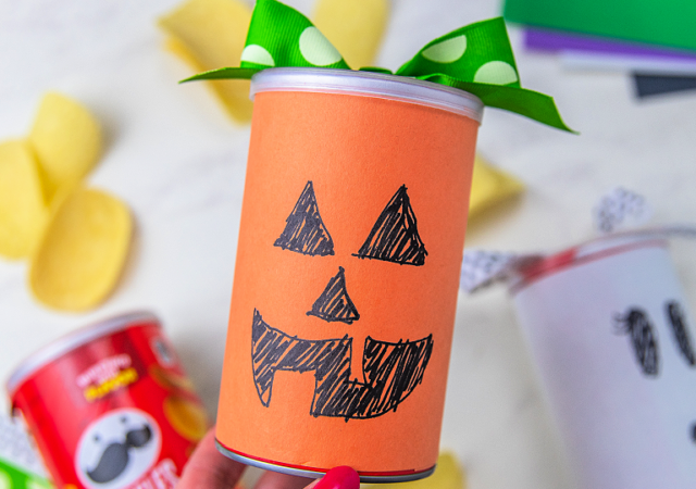 pumpkin pringles treat