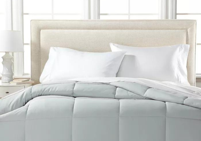 down-alternative-comforters