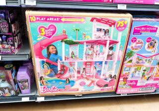 best-black-friday-barbie-dreamhouse-deals