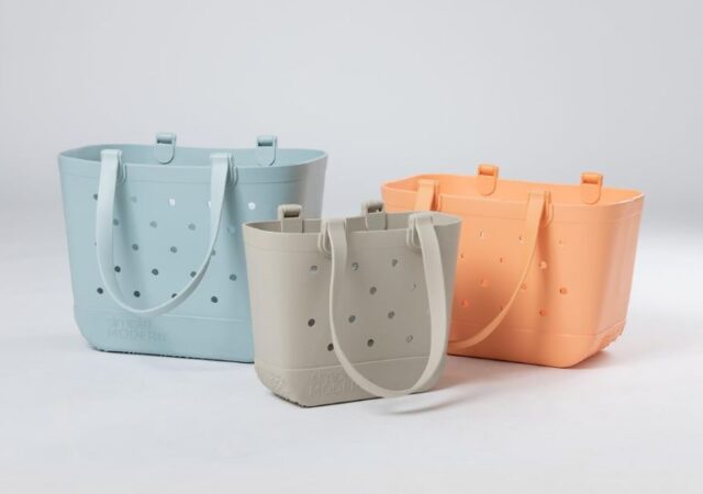 simple-modern-beach-bag