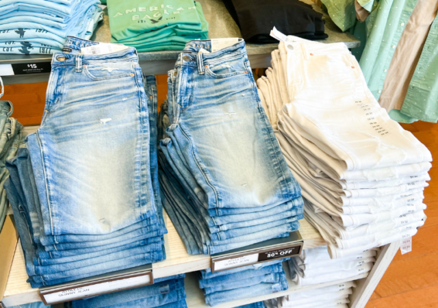 American Eagle Jean Deals