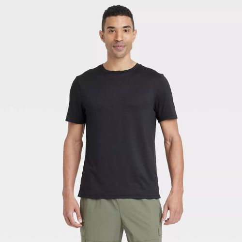mens-all-in-motion-clothing-on-sale-1