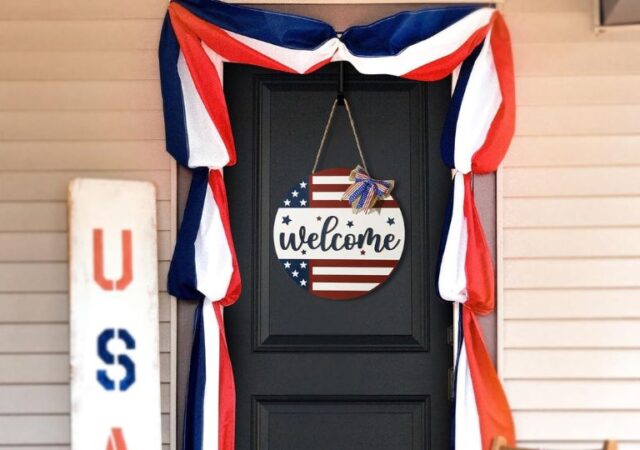 patriotic-door-wreaths-4