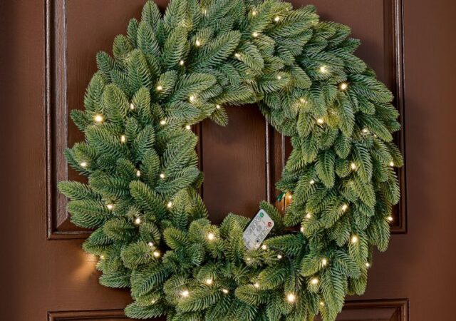 Lighted Wreaths on Sale