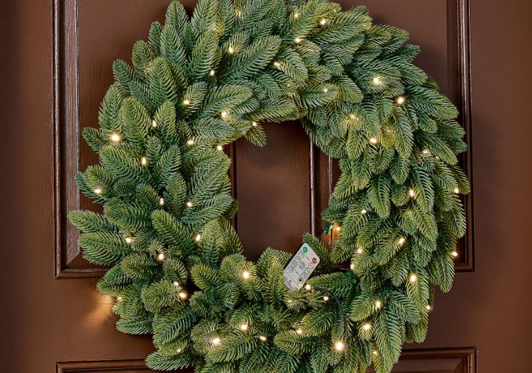 Lighted Wreaths on Sale