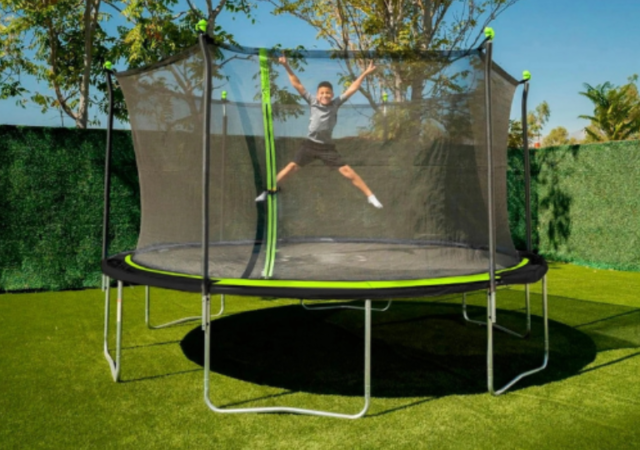 black-friday-trampoline-deals-2