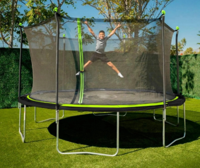 black-friday-trampoline-deals-2