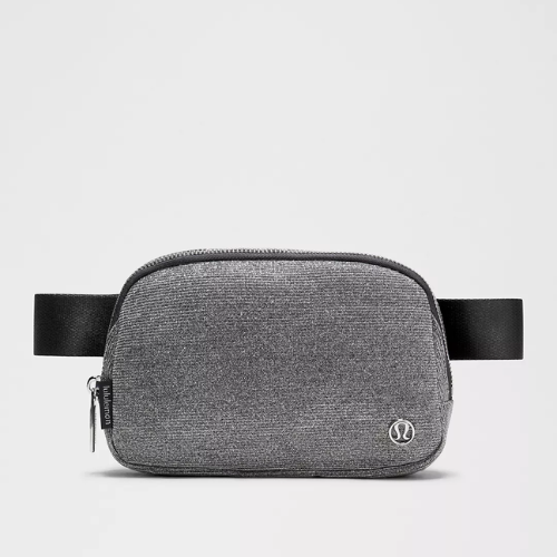 lululemon-everywhere-belt-bags-5