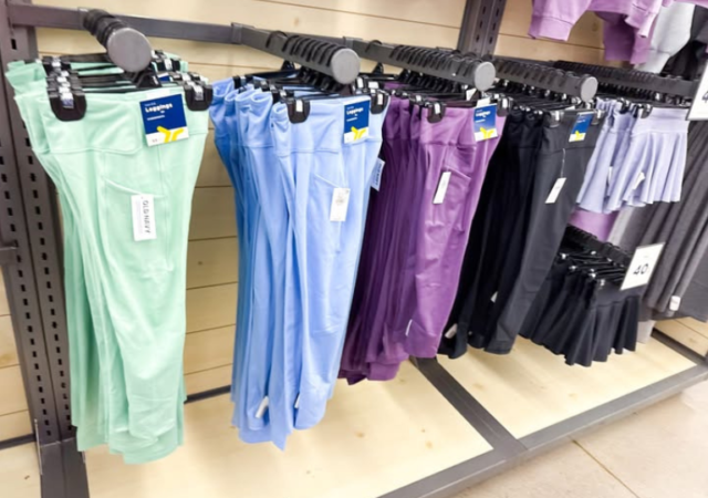 Old Navy Workout Leggings on Sale