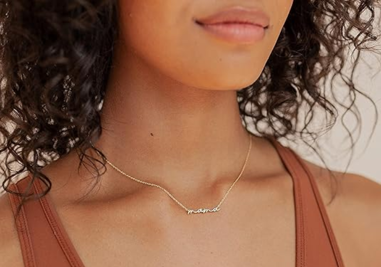 mama-necklace-amzn