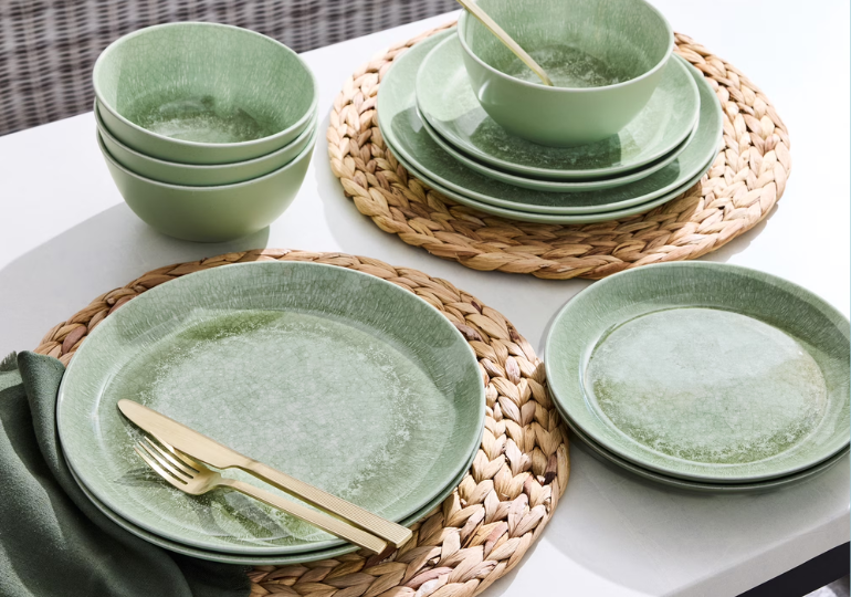 bhg-dinnerware-set