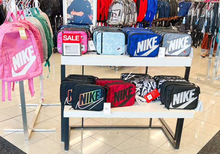 nike-lunch-bags-on-sal